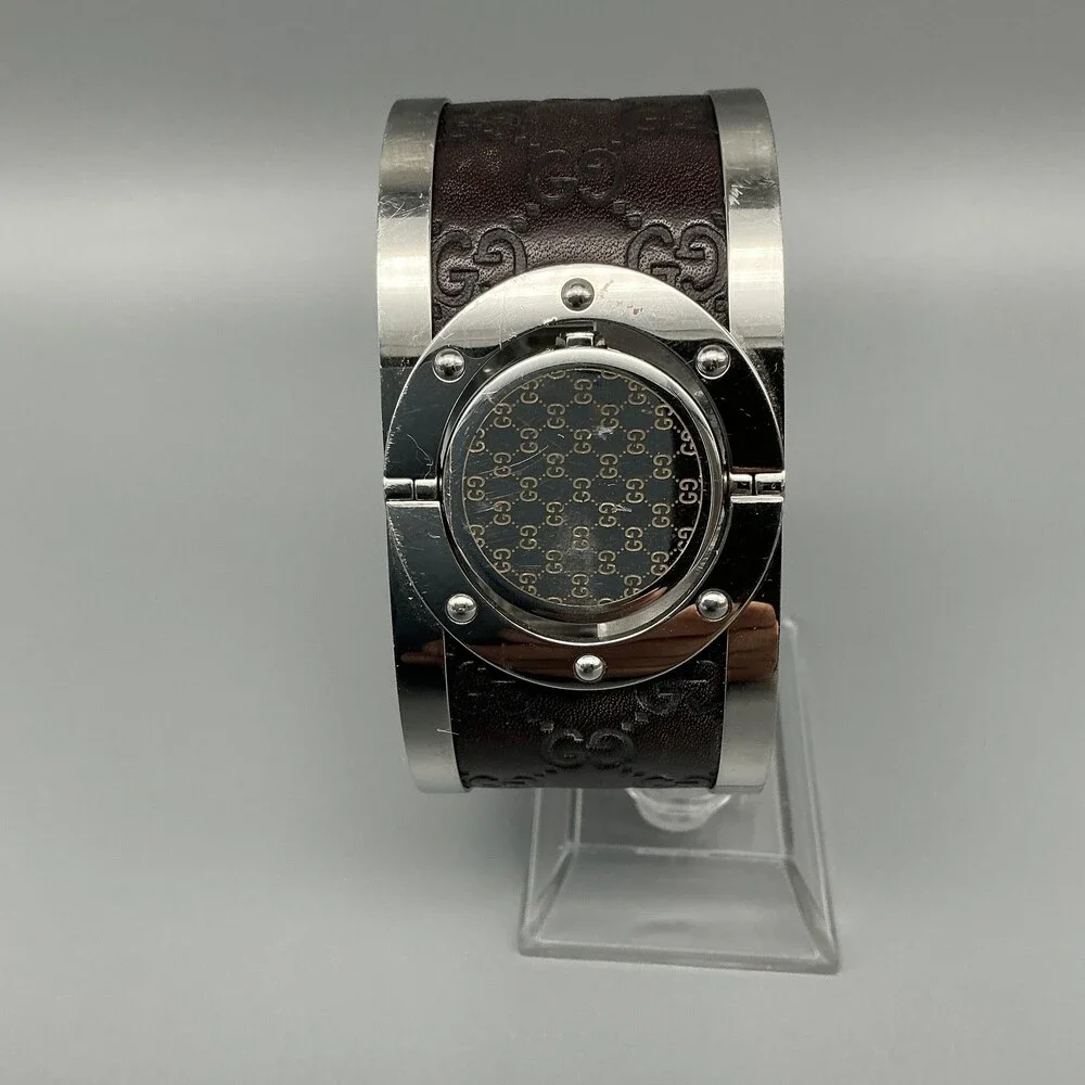 Gucci Twirl 112 Womens Watch 23mm Brown Leather GG Bangle Swiss New Battery 6.5